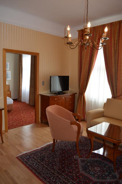Hotel Jaeger - Family Tradition Since 1911 Wenen Buitenkant foto